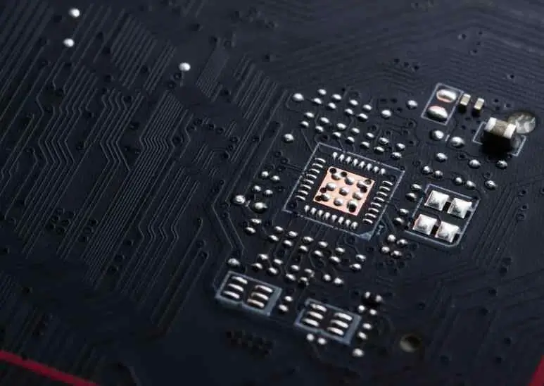 Electronic circuit board for EMI shielding and grounding applications
